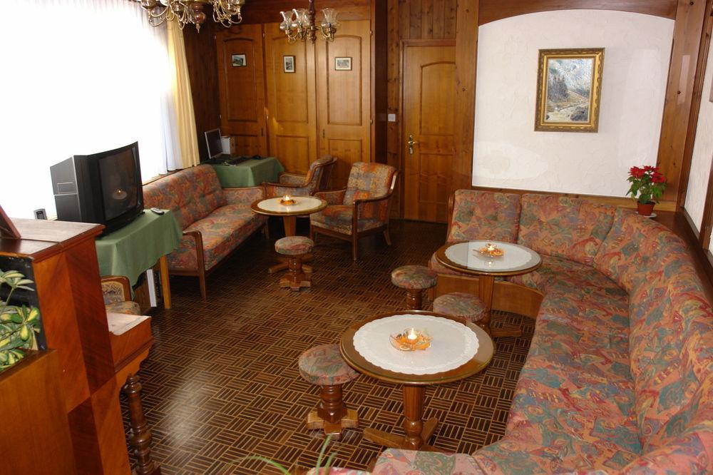 Hotel Rhodania Zermatt Ngoại thất bức ảnh
