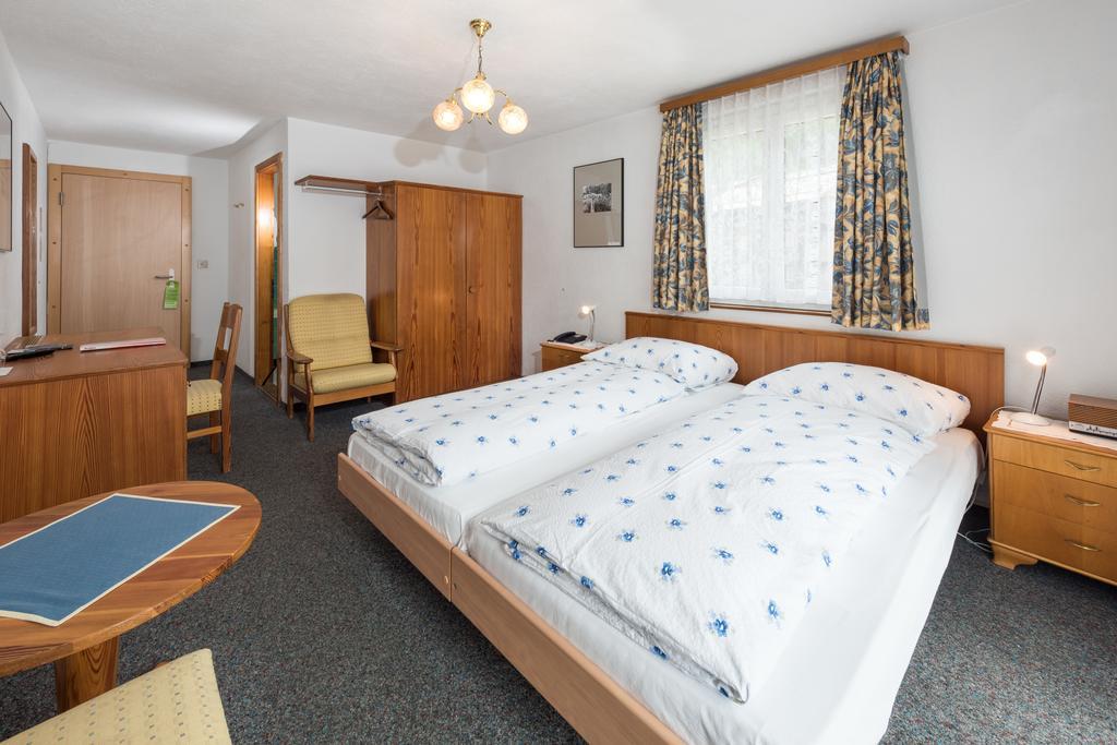 Hotel Rhodania Zermatt Ngoại thất bức ảnh
